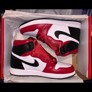 SOLD! Air Jordan Retro 1 Satin Red Women 10.5